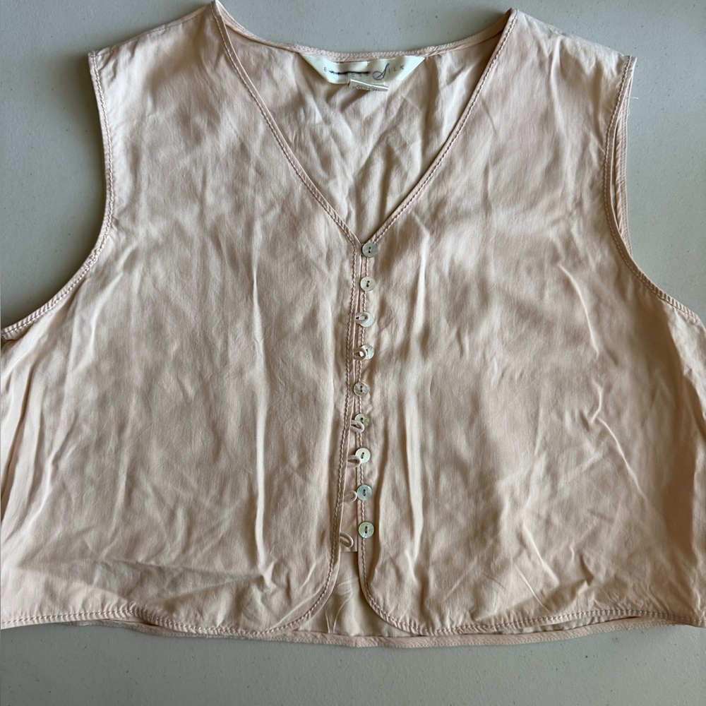 🩷🌸EXPRESS Silk Light Pink Silk Shirt Vest Top